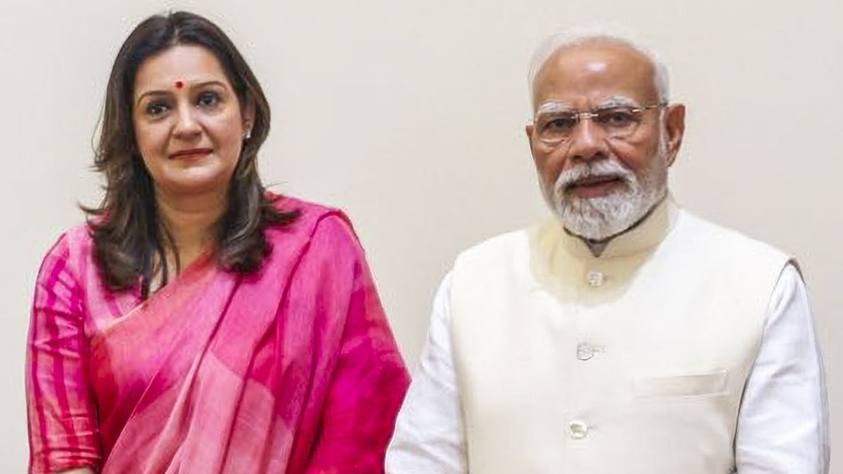 priyanka chaturvedi narendra modi