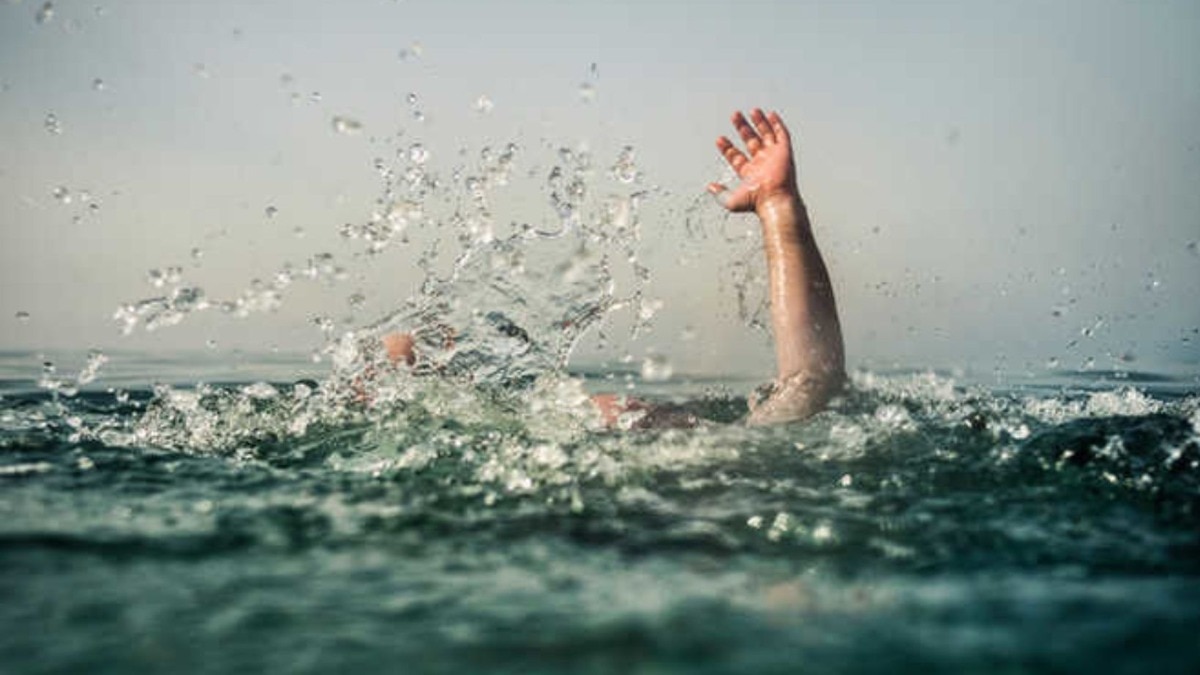 two tourists drown in bhushi dam in lonavala