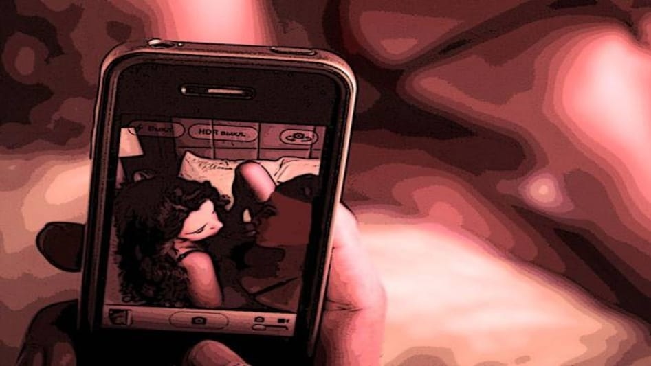 The accused has confessed to hiding the mobile