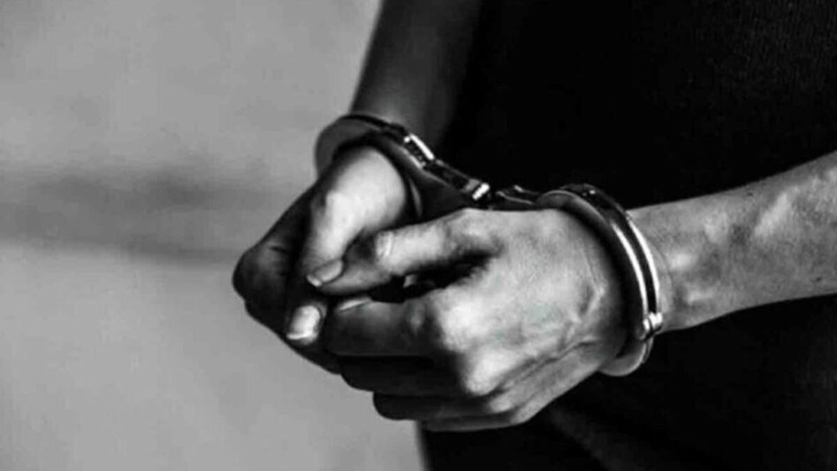 असम में पुलिस ने ड्रग्स तस्कर को किया गिरफ्तार. (Photo: Representational)