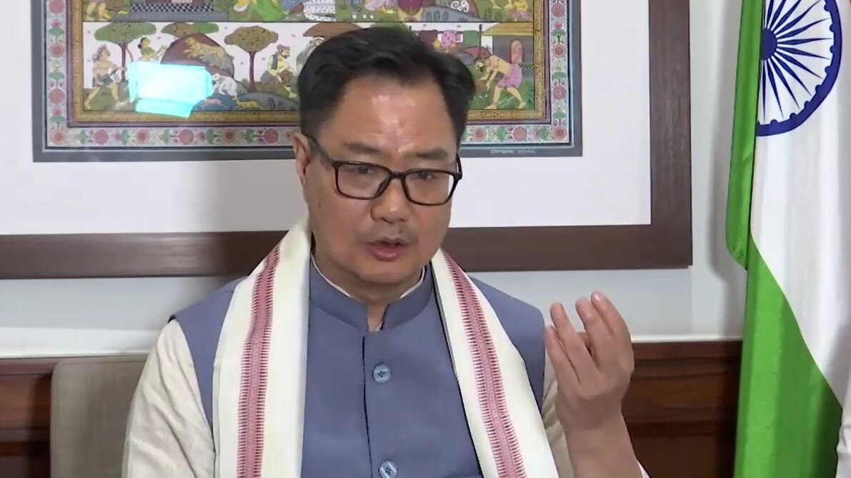 किरेन रिजिजू का कहना है कि विपक्ष के बगैर ही बिल पारित किए जाएंगे. (Photo- Screengrab)