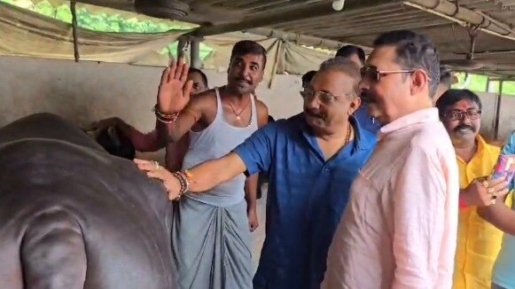 अनंत सिंह से मिलने पहुंचे बिहार सरकार के मंत्री (Photo: ITG)