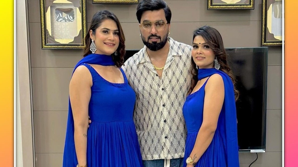 Armaan with Kritika and Payel (Photo: Facebook)