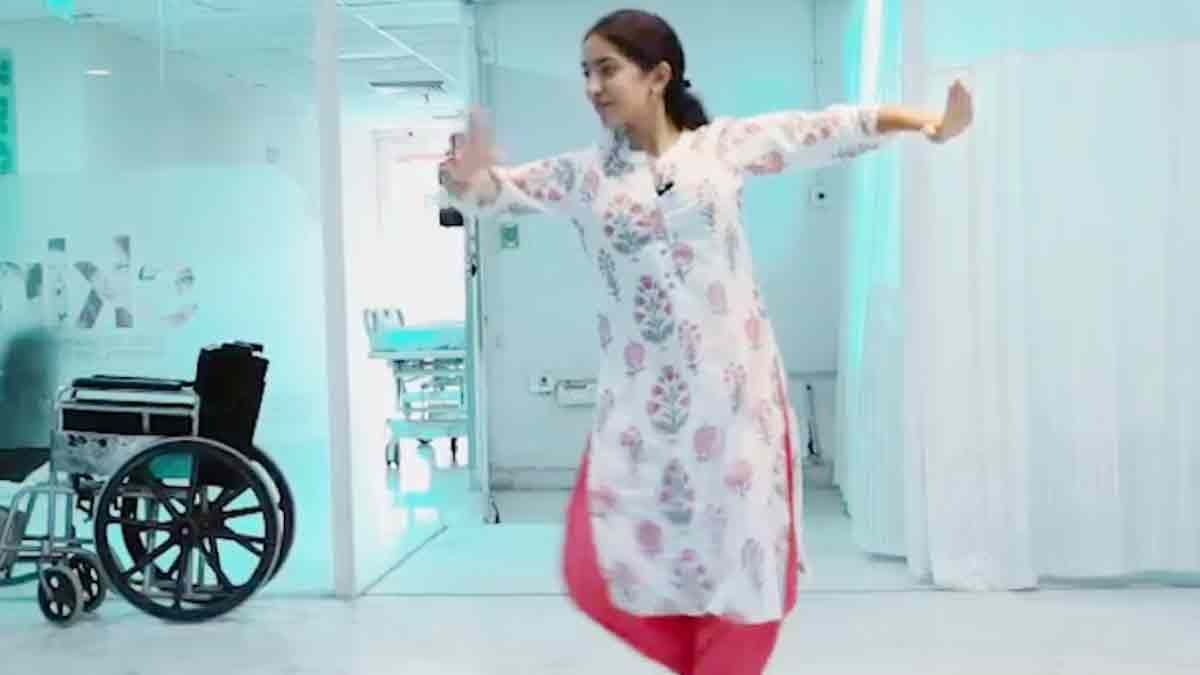 अस्पताल के OPD वार्ड में मरीजों के लिए डांस (Photo: Screengrab)