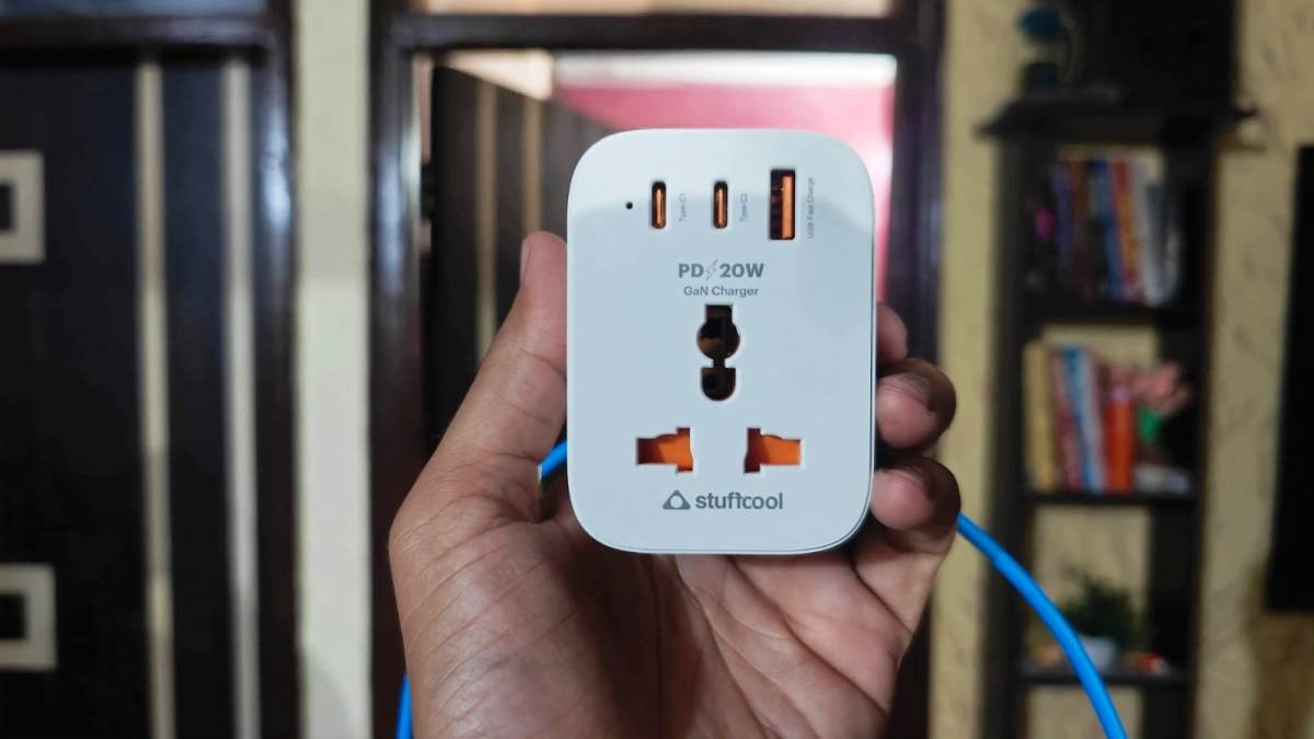Stuffcool ChargePlug Review: मोबाइल फोन्स के लिए मल्टीबोर्ड जैसा है ये चार्जर