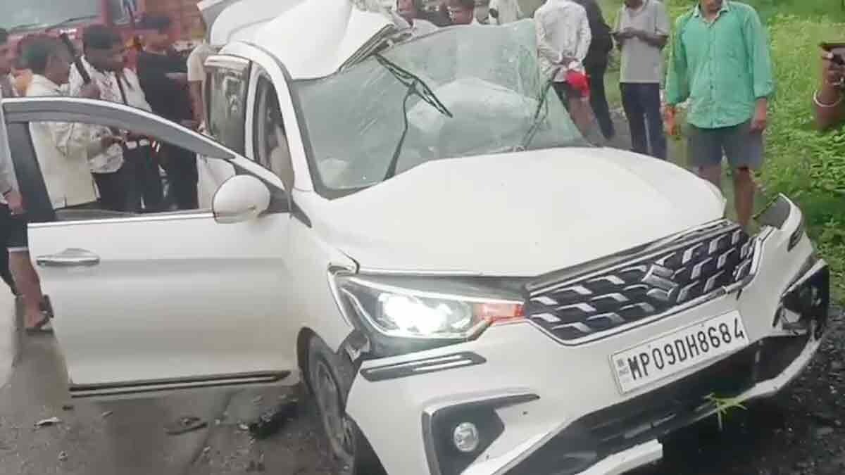 Chhattisgarh: राजनांदगांव में भीषण सड़क हादसा, उज्जैन के 6 दोस्तों की मौत, 1 गंभीर घायल