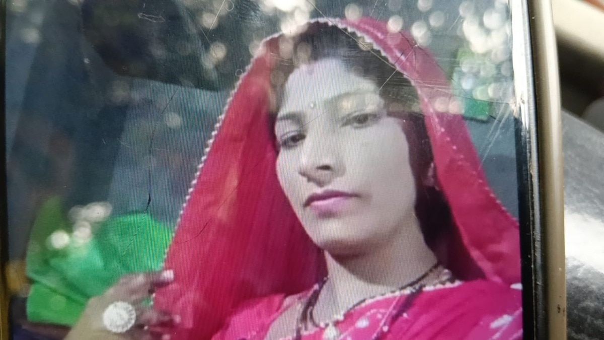 पत्नी की मौत को हादसा बताया. (Photo: Dharmendra Kumar Sharma/ITG)