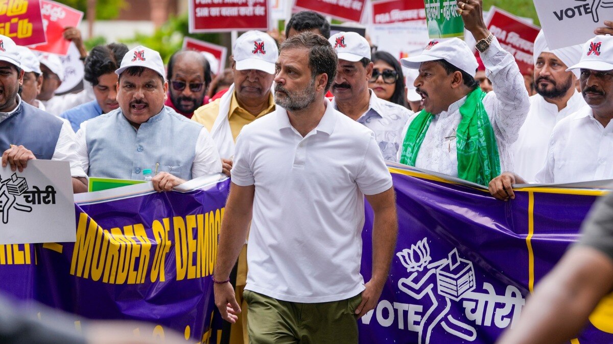 The Election Commission will hold a press conference tomorrow amid allegations of vote theft by Rahul Gandhi and opposition parties.