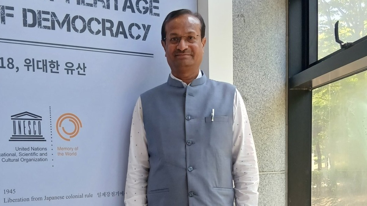 महाराष्ट्र में CSDS डायरेक्टर संजय कुमार पर FIR हुई दर्ज (Photo: X@/sanjaycsds)