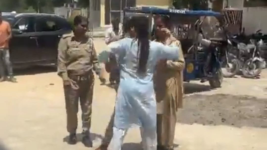Video of assault with women policemen in police station viral