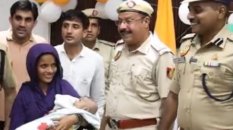 दिल्ली पुलिस को नवजात बच्चे के अपहरण के मामले में बड़ी कामयाबी. (Photo: X/@DelhiPolice)