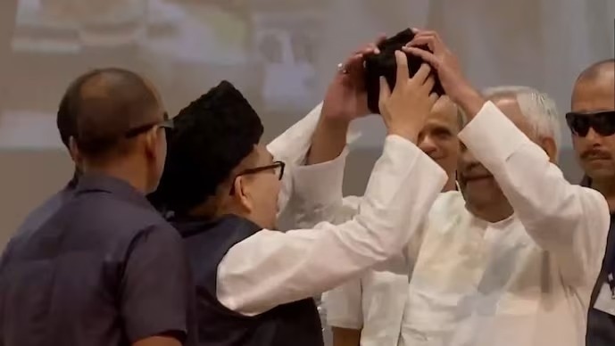 मदरसा बोर्ड के कार्यक्रम में सीएम नीतीश कुमार (Photot-ITG)