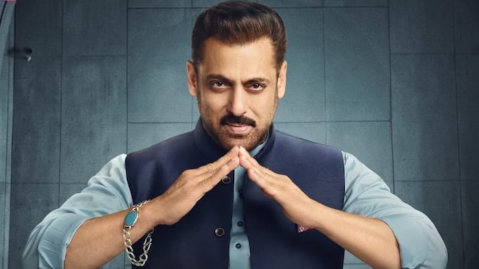 Bigg Boss 19 Premier: नए तेवर के साथ लौट रहे सलमान खान, जानें कब और कहां देख सकेंगे शो - bigg boss 19 premiere date salman khan contestants controversy tmovb - AajTak