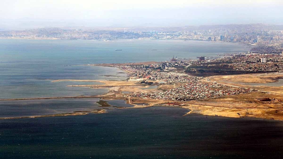 Caspian sea shrinking