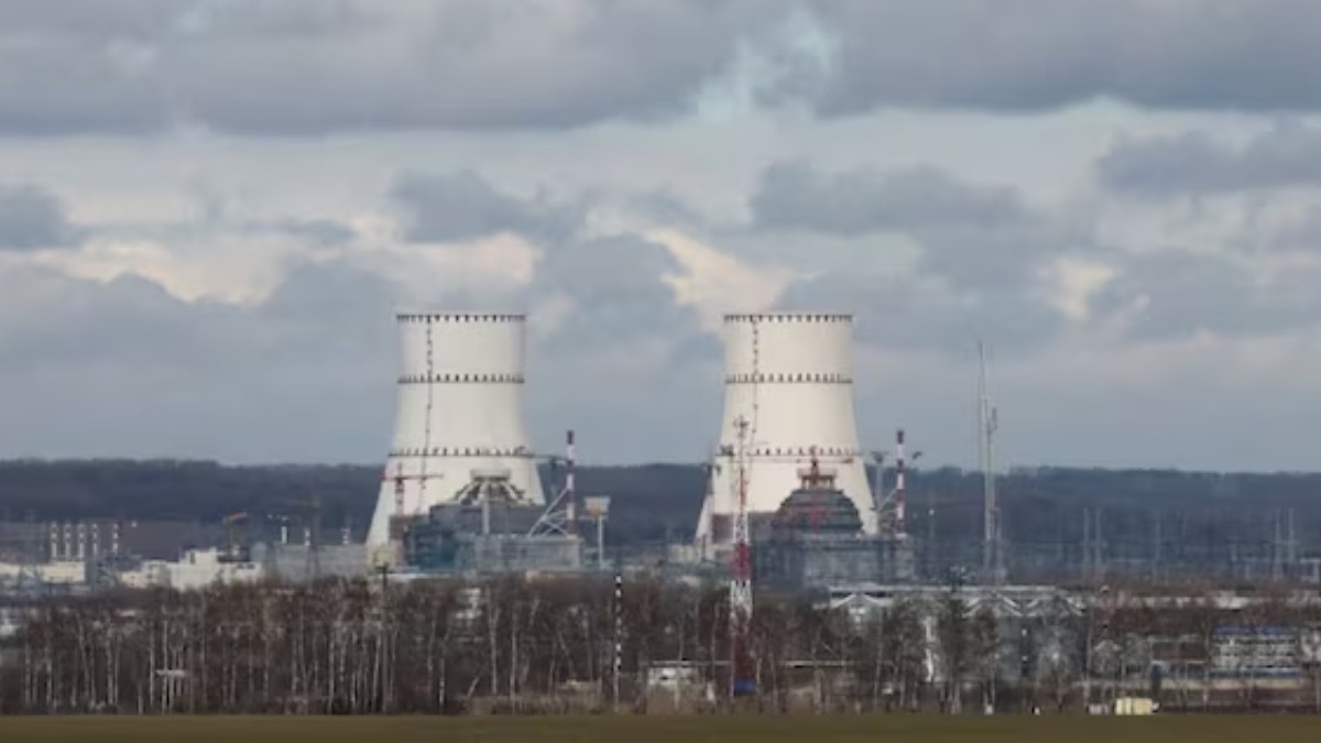 यूक्रेन के स्वतंत्रता दिवस पर रूस में भीषण ड्रोन हमले, न्यूक्लियर प्लांट और फ्यूल टर्मिनल को बड़ा नुकसान