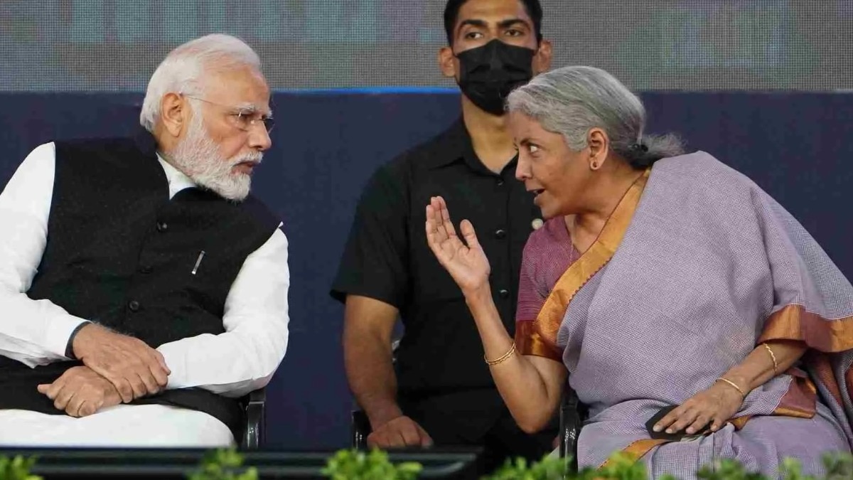 नई पीढ़ी के जीएसटी सुधारों से सरकार को 40000 करोड़ रुपये के राजस्व घाटे का अनुमान है. (File Photo: PTI)