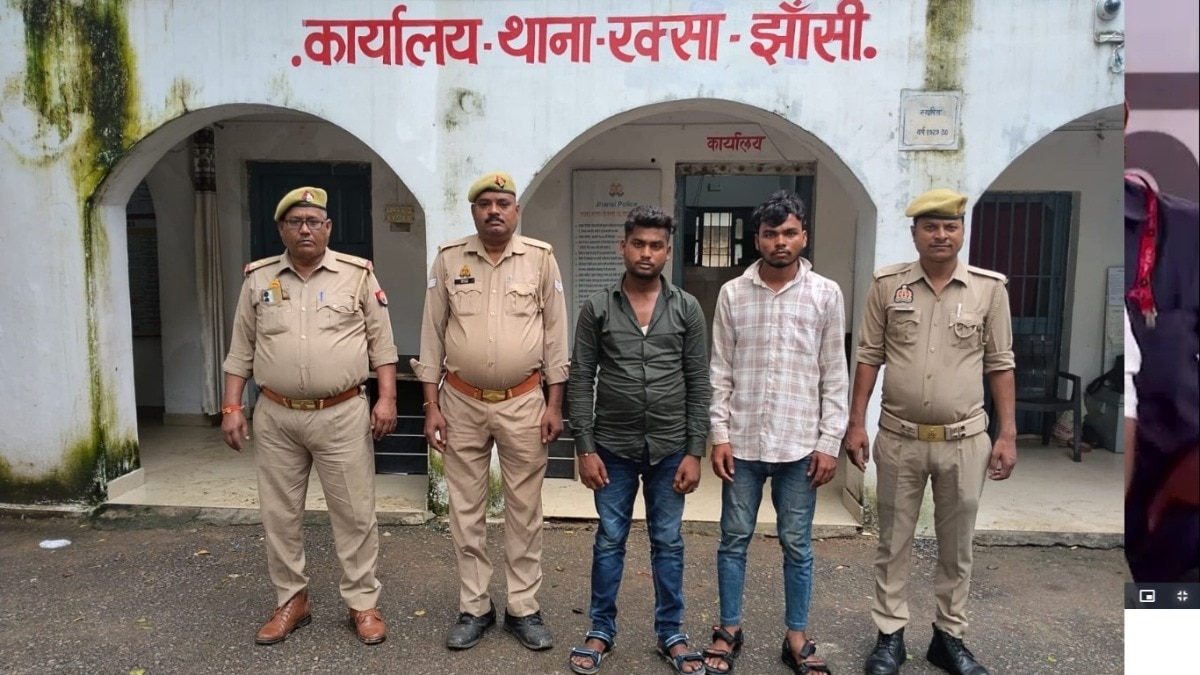 पुलिस गिरफ्त में लड़कों से ठगी करने वाले आरोपी. (Photo: Ajay Jha /ITG)