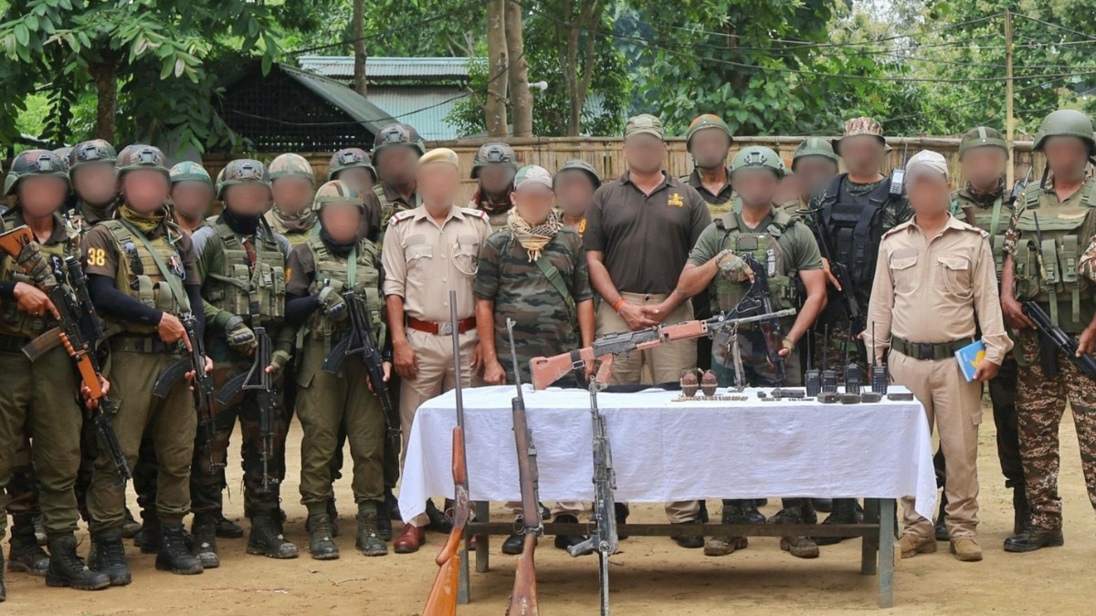 Security forces conducted a search operation in Manipur and arrested 8 militants
