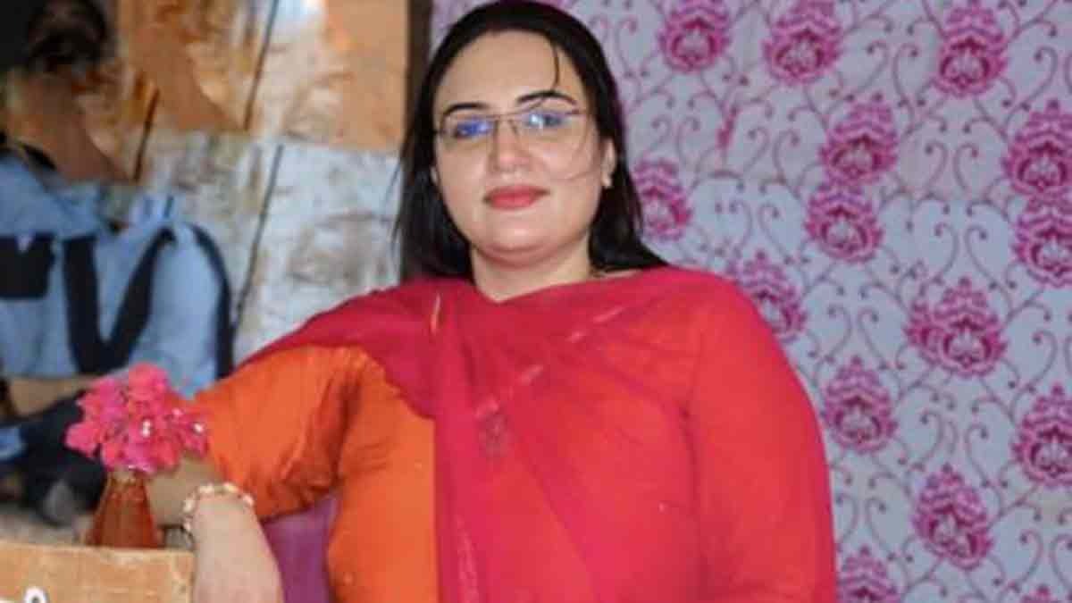 Woman and daughter burnt Suicide