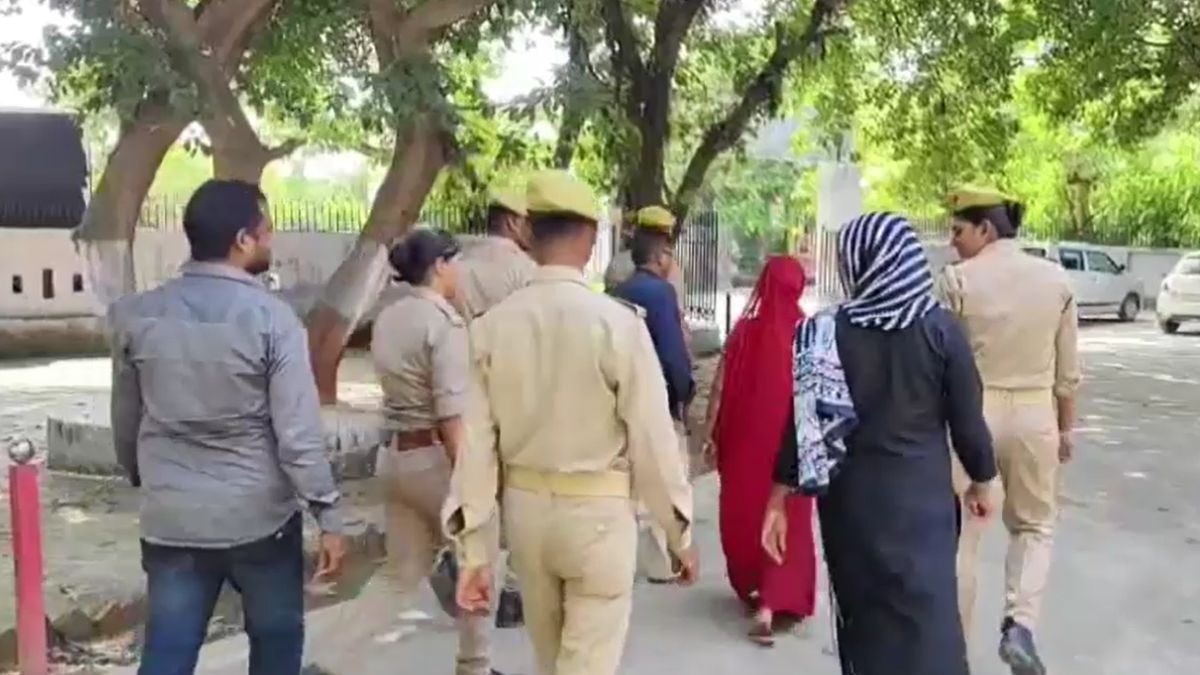 कन्नौज के गुरसहायगंज में पकड़ा गया गैंग. (Photo: ITG)