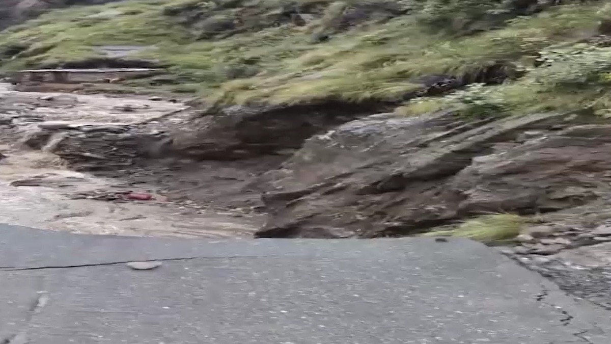 जम्मू-कश्मीर के कई इलाकों में लगातार फ्लैश फ्लड और बादल फटने की घटनाएं हो रही हैं. (Photo- Screengrab)