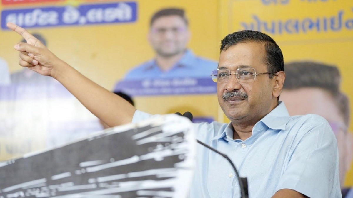 सेवादार की मौत पर पूर्व सीएम केजरीवाल ने सवाल उठाए हैं. (File Photo: PTI)