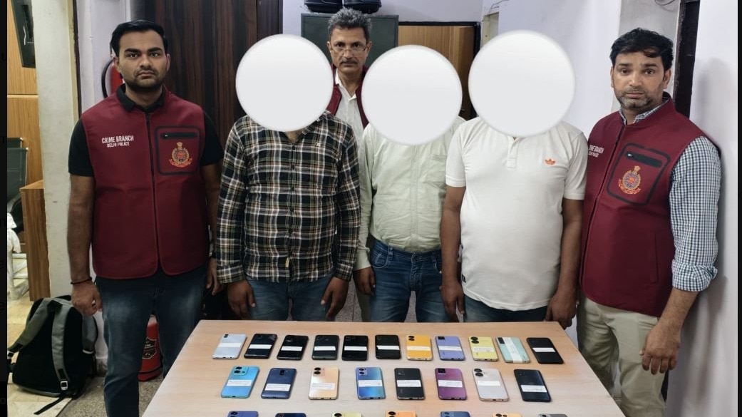 दिल्ली से स्मार्टफोन की चोरी, बांग्लादेश में सप्लाई... इंटरनेशनल 'मोबाइल माफिया' का काला खेल बेनकाब