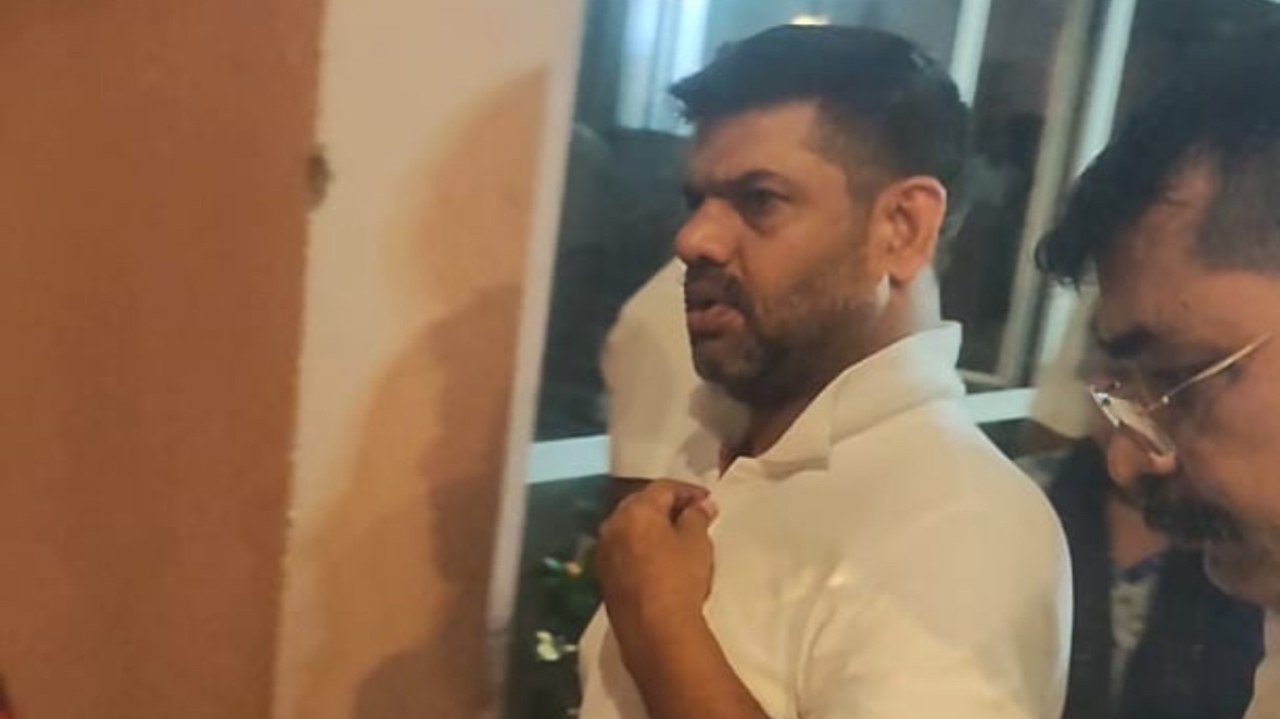 केस दर्ज होने के 5 दिन बाद गिरफ्तार किए गए राकेश सिंह (Photo: ITG/Rajesh Saha)