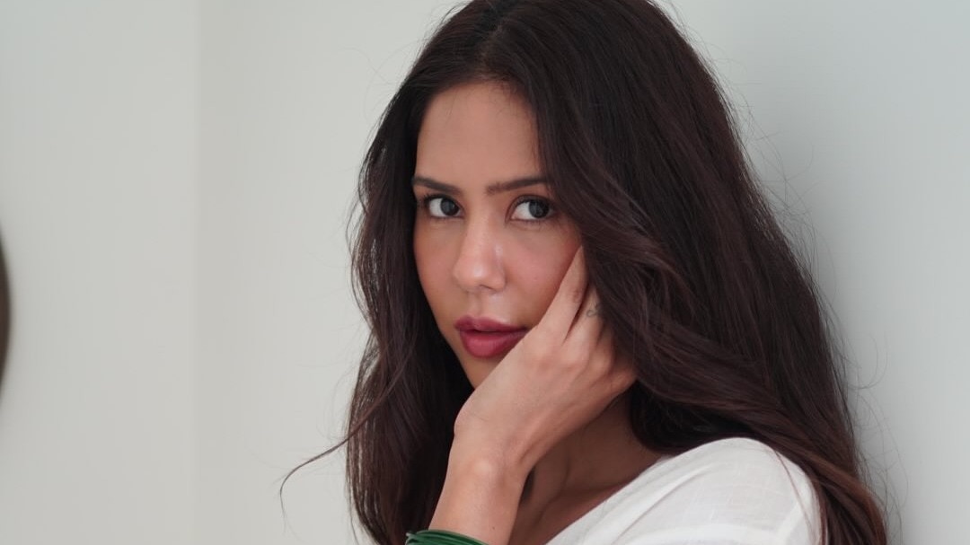 सोनम बाजवा (Photo: Instagram @sonambajwa)