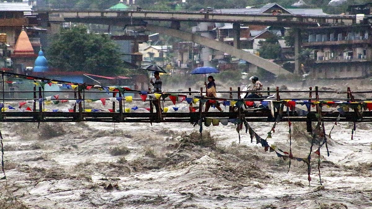 बाढ़ पर क्या बोला सुप्रीम कोर्ट (Photo: PTI) 