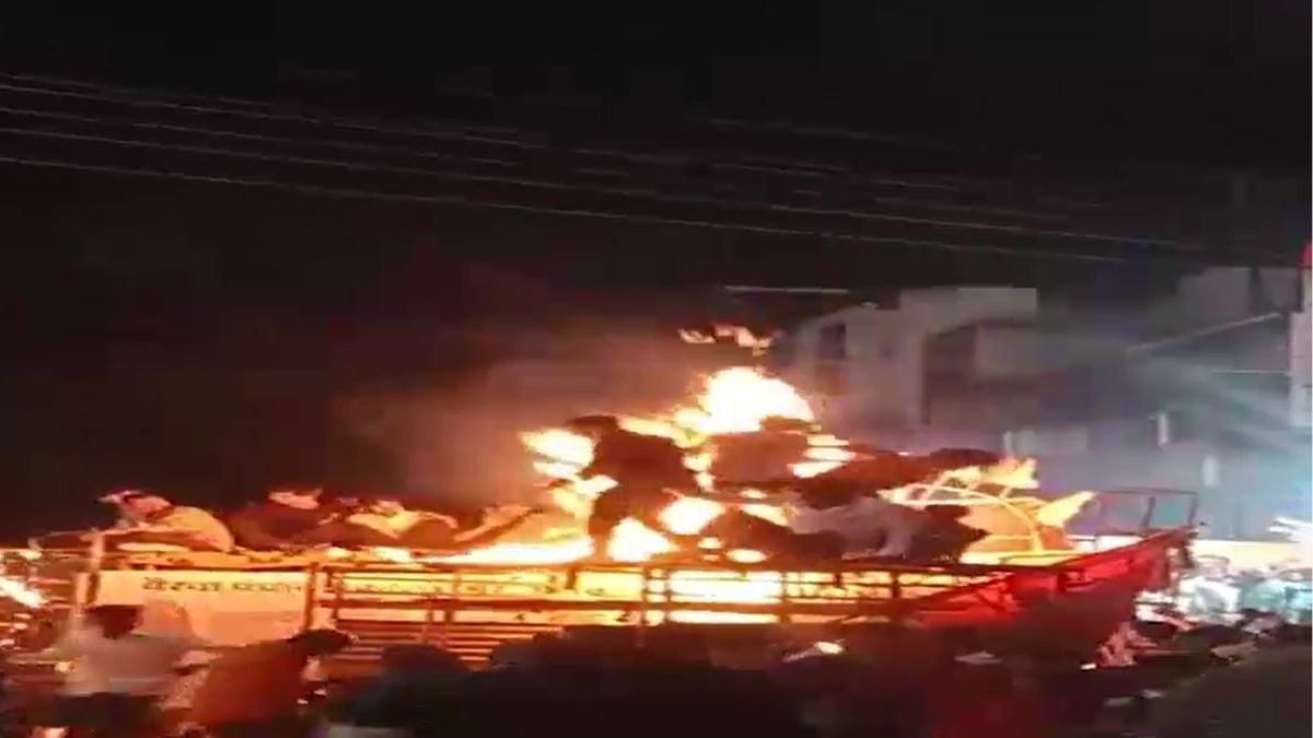 करतब दिखाते समय हुआ हादसा. (Photo: Screengrab)