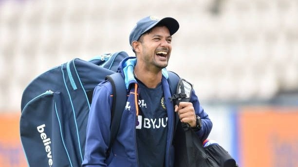 टीम इंडिया से बाहर चल रहा ये बैटर इंग्लैंड में खेलेगा क्रिकेट, बेहद शानदार रहा है करियर