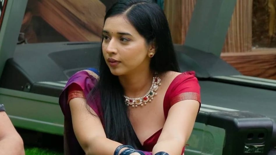 तान्या मित्तल का झूठ बेनकाब? पाकिस्तान का सेट दिखाया ‘घर’ बताकर 2  Bigg Boss 19 Tanya Mittal