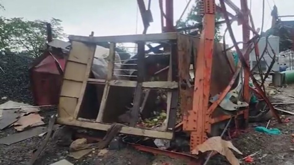 Gujarat: पावागढ़ शक्तिपीठ में बड़ा हादसा, रोपवे टूटने से 6 की दर्दनाक मौत - gujarat pavagadh ropeway accident 6 dead lclcn - AajTak