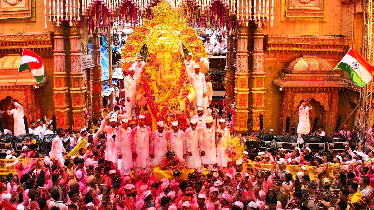 Lalbaugcha Raja.