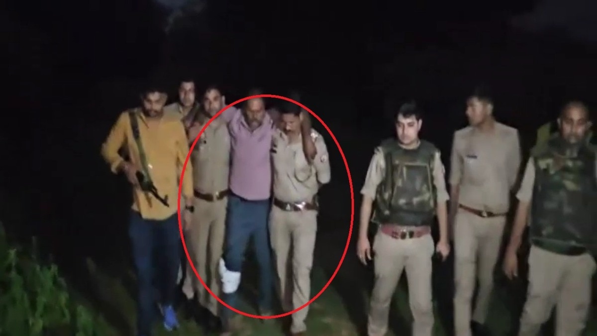 रिटायर्ड फौजी से मारपीट करने वालों का एनकाउंटर.  (Photo: Screengrab)