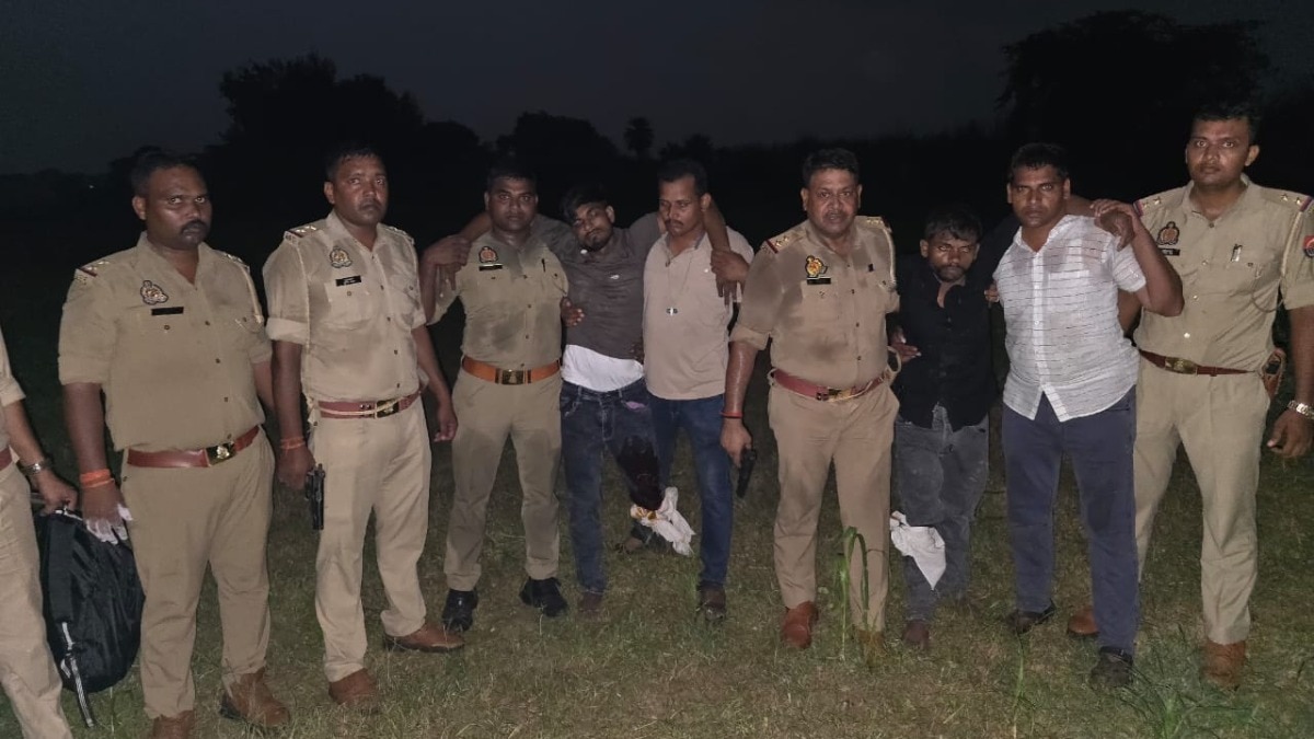 दोनों आरोपी जिला अस्पताल में भर्ती. (Photo: Akhilesh Kumar/ITG)