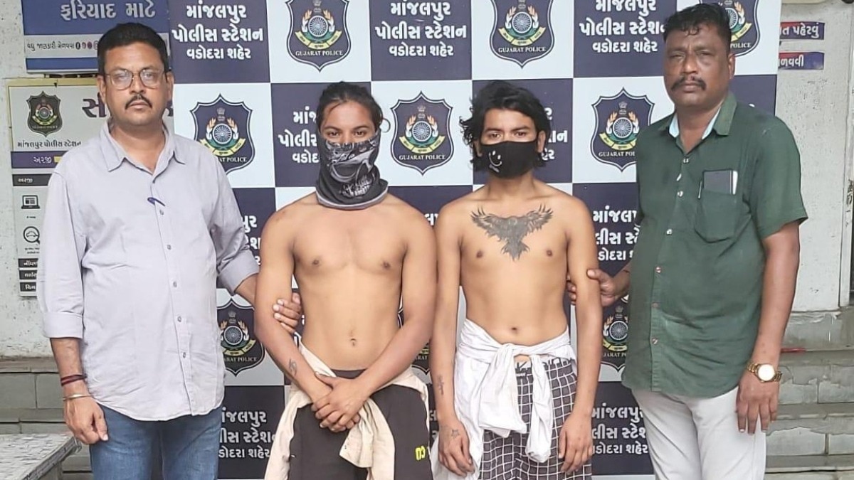 आरोपियों में एक नाबालिग भी शामिल है.(Photo: Brijesh Doshi/ITG)