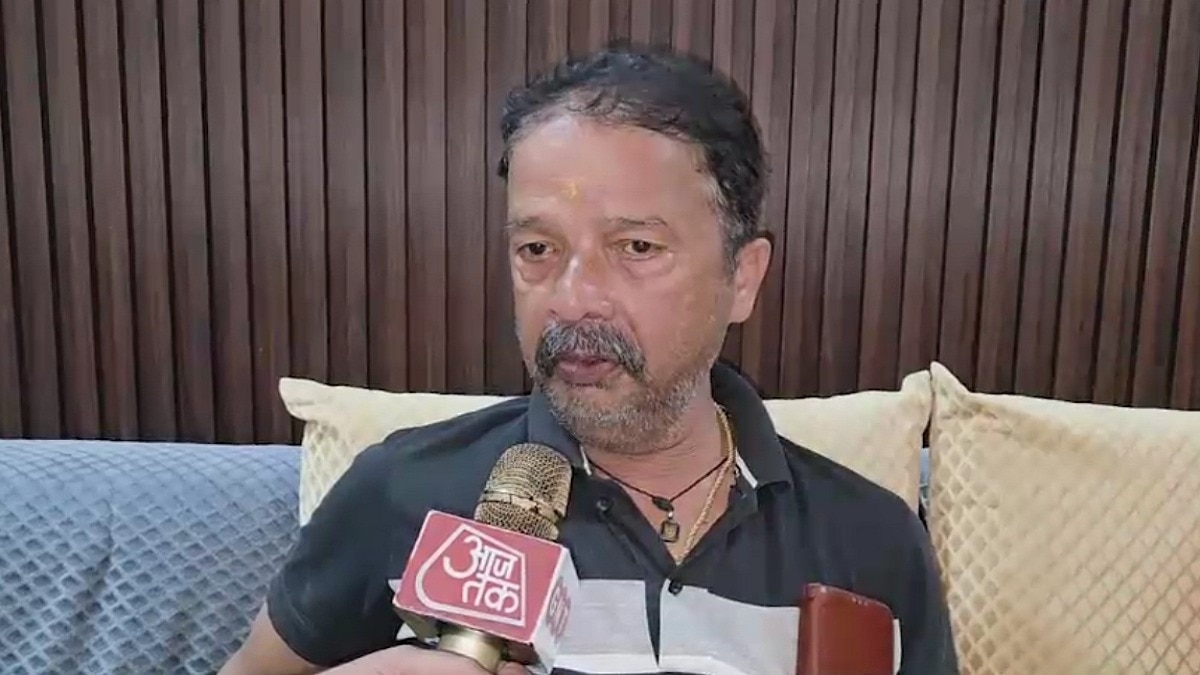 मामले का खुलासा होने पर अर्पित के पिता अनिल सिंह ने आजतक से बातचीत में कई जानकारी दी. (Photo: Screengrab)