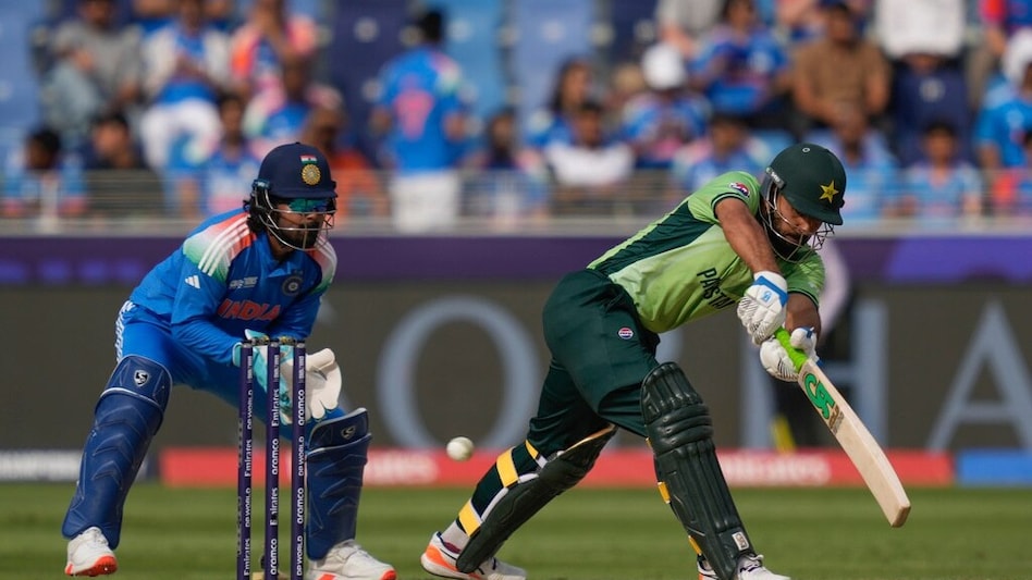 भारत-पाक मैच को बैन करने के लिए सुप्रीम कोर्ट में याचिका दायर, 14 सितंबर को एशिया कप में होनी है भिड़ंत - Plea in Supreme Court against India Pak match Asia cup