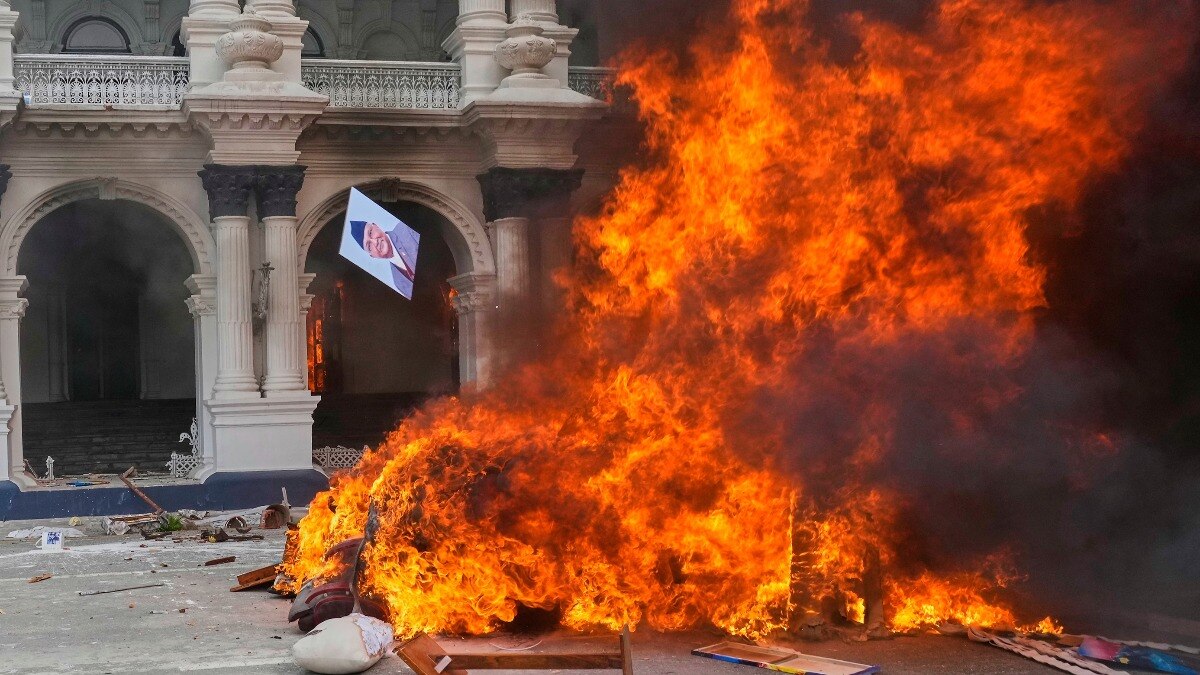 नेपाल इस समय ‘Gen Z आंदोलन’ की आग में धधक रहा है (Photo- AP)