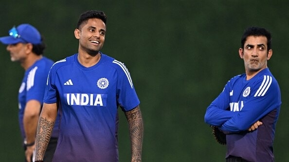 एशिया कप में आज अपना पहला मैच खेलने उतरेगी टीम इंडिया.