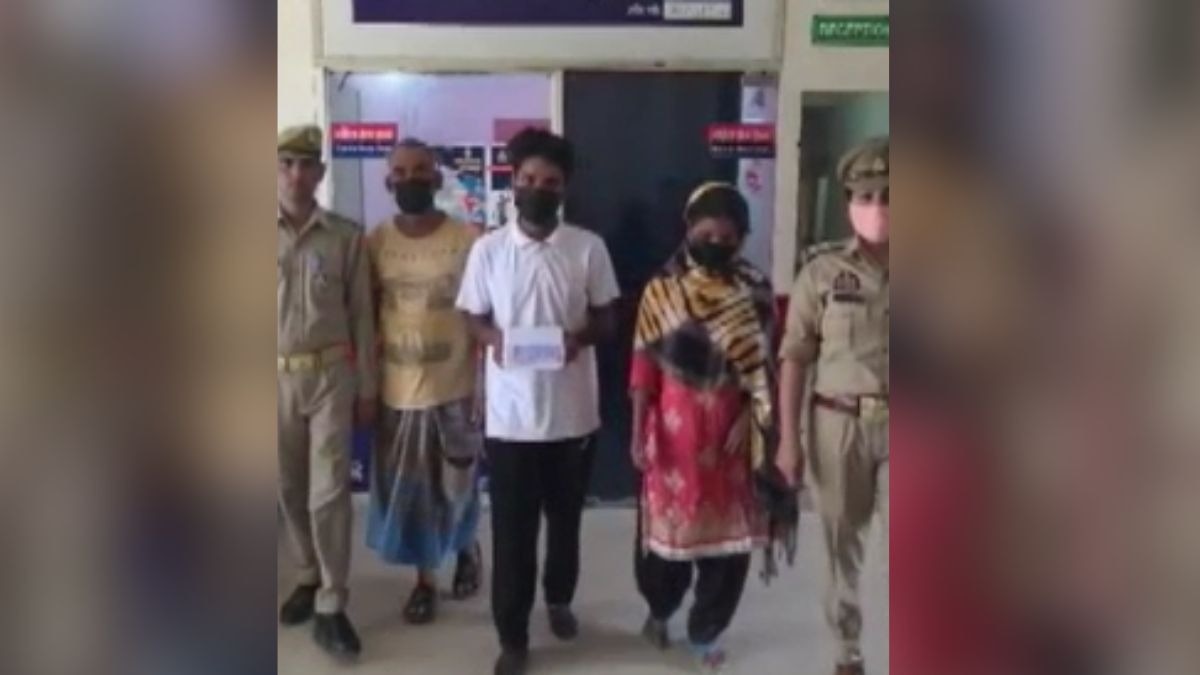 शादीशुदा महिला का धर्म बदलवाकर किया निकाह (Photo: ITG)