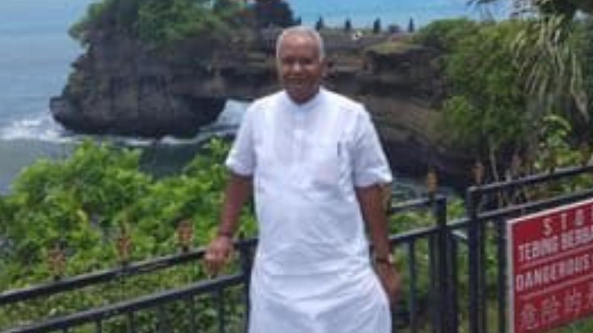 Former MLA Gundappa Advocate.