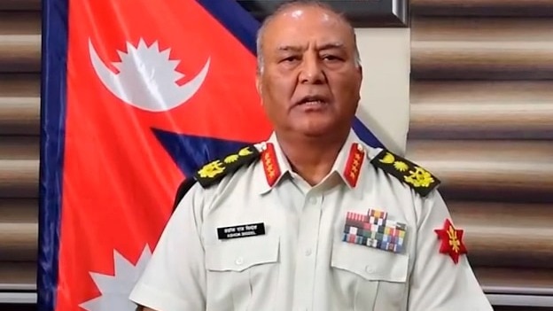   नेपाल के सेना प्रमुख जनरल अशोक राज सिग्देल एक अनुभवी अधिकारी हैं, जिन्होंने नेपाल, भारत और चीन से सैन्य शिक्षा ली है. ( Photo: AI Generated)
