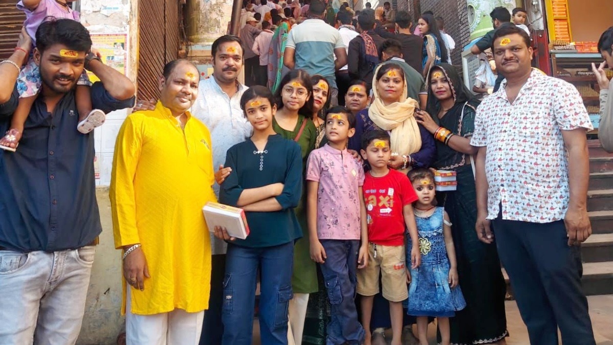 नेपाल हिंसा में फंसे छतरपुर के 4 परिवार.(Photo:ITG)