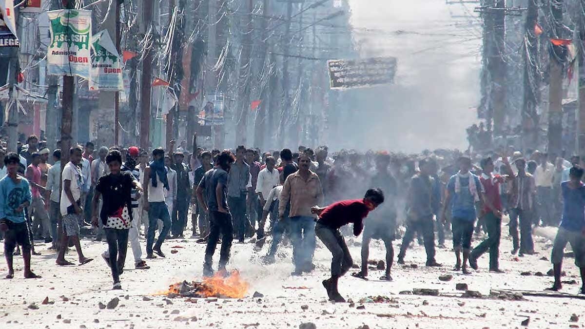 नेपाल में भड़की हिंसा की क्या है वजह (Photo: PTI)