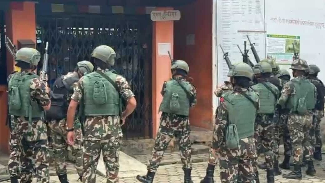 नेपाल में जेल तोड़कर भाग रहे कैदियों पर सेना ने की फायरिंग (Photo: PTI)