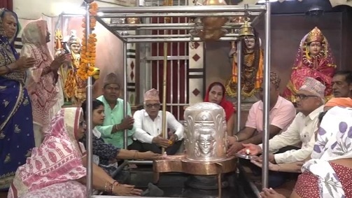 कानपुर नेपाली मंदिर में विशेष पूजा. (Photo: Screengrab)