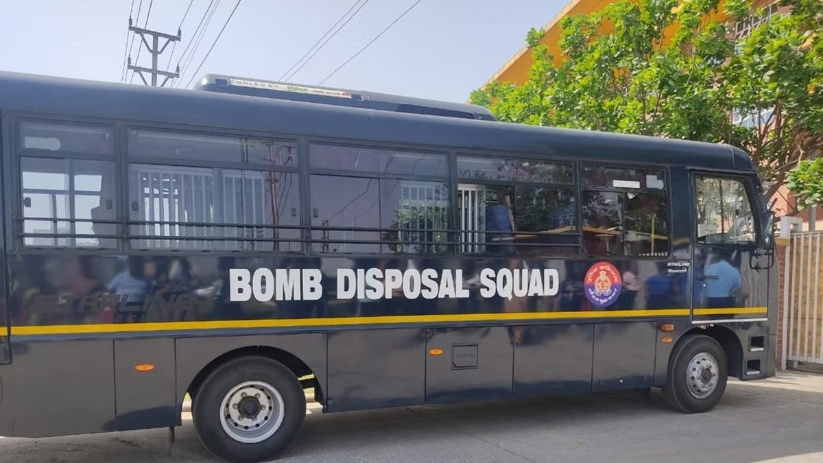 हाई कोर्ट बम धमकी के मामले में दिल्ली और मुंबई में एफआईआर दर्ज, मेल की जांच में जुटी पुलिस